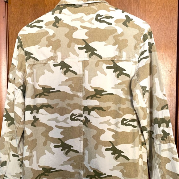 Camouflage Jacket - Picture 2 of 6